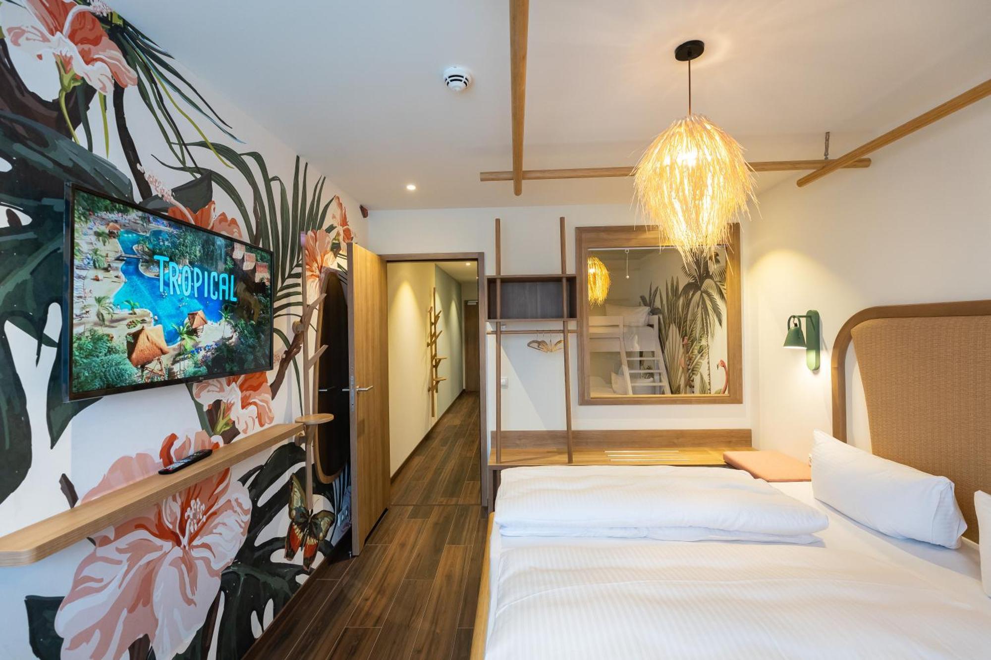 Hotel Tropical Islands Krausnick Esterno foto