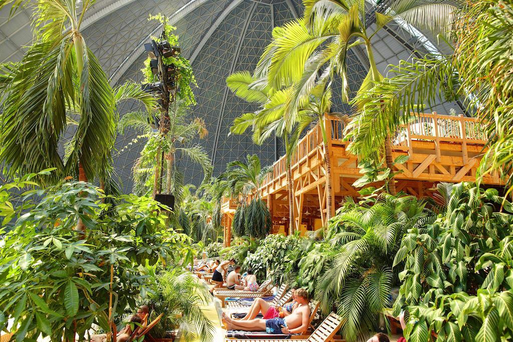 Hotel Tropical Islands Krausnick Esterno foto