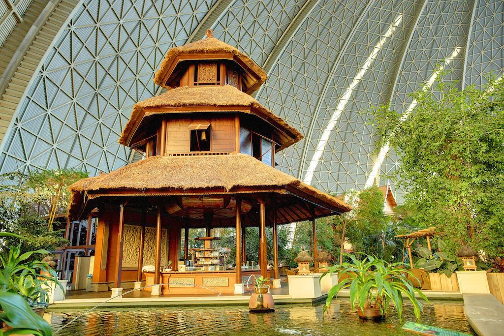 Hotel Tropical Islands Krausnick Esterno foto
