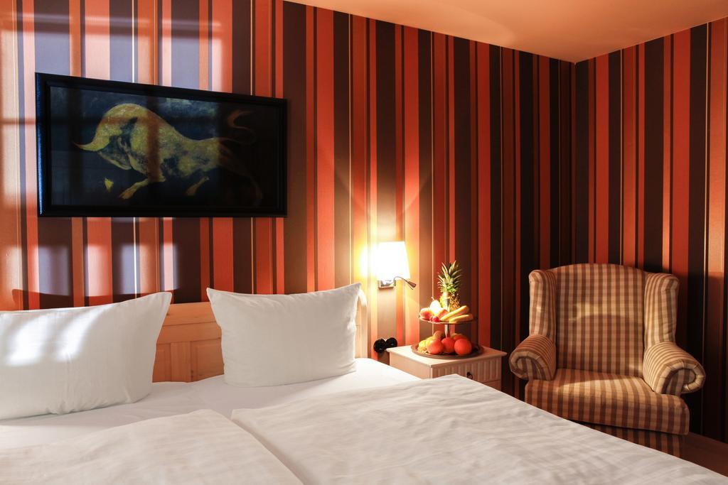 Hotel Tropical Islands Krausnick Esterno foto