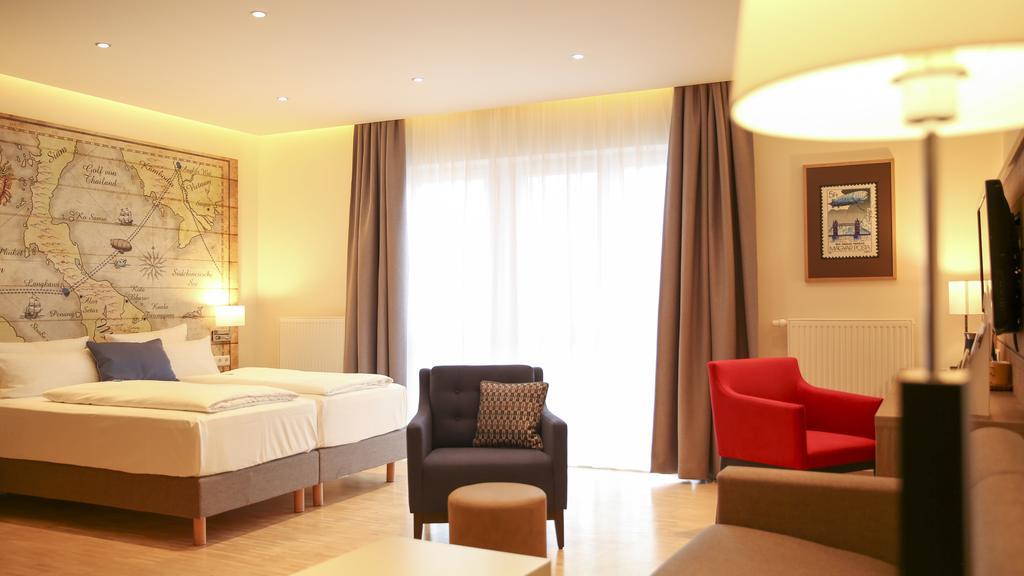 Hotel Tropical Islands Krausnick Esterno foto